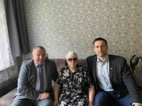 Руководство института поздравило ветеранов в преддверии праздника